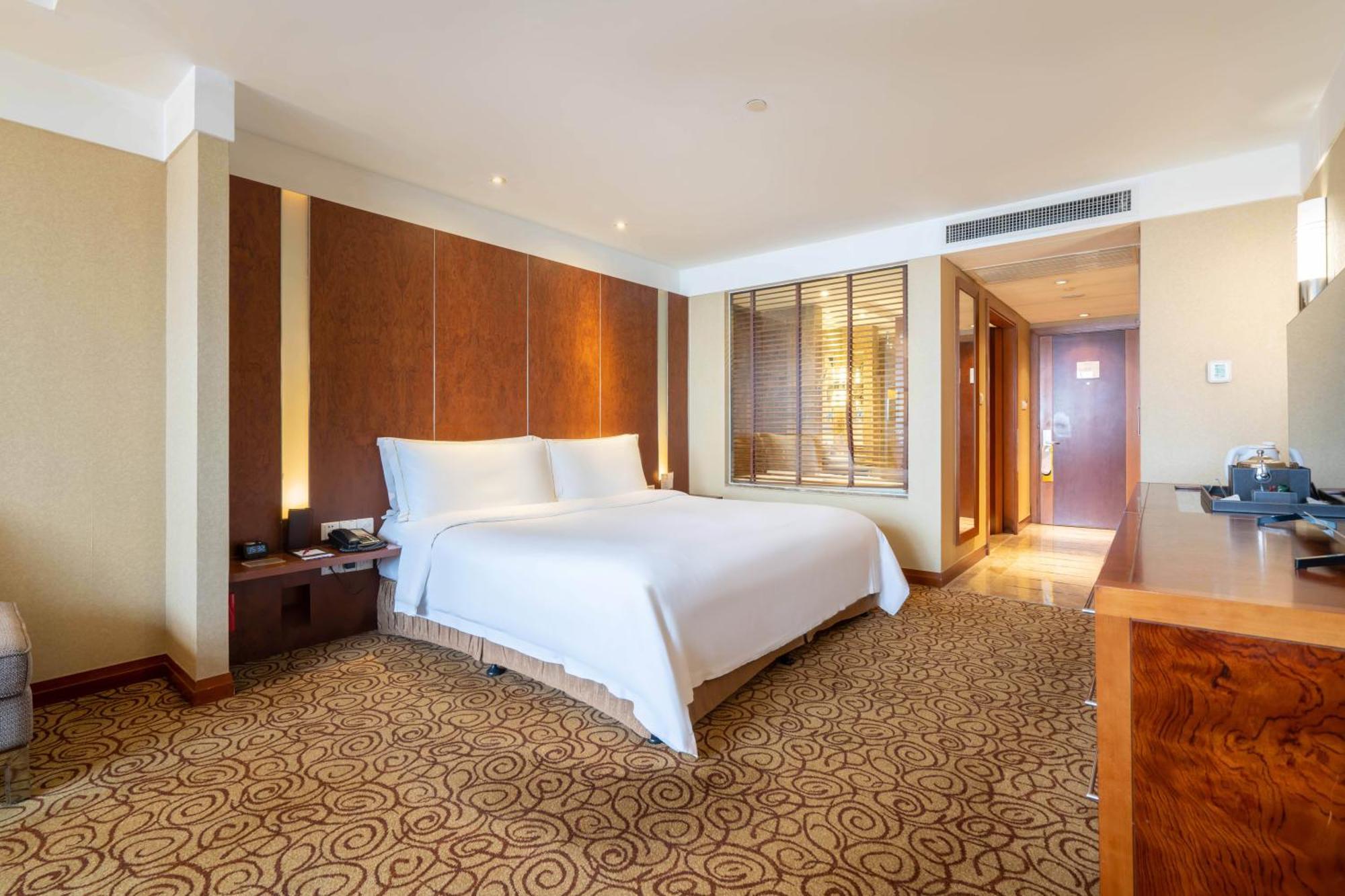 Dekin Hotel Chongqing Jiefangbei Esterno foto