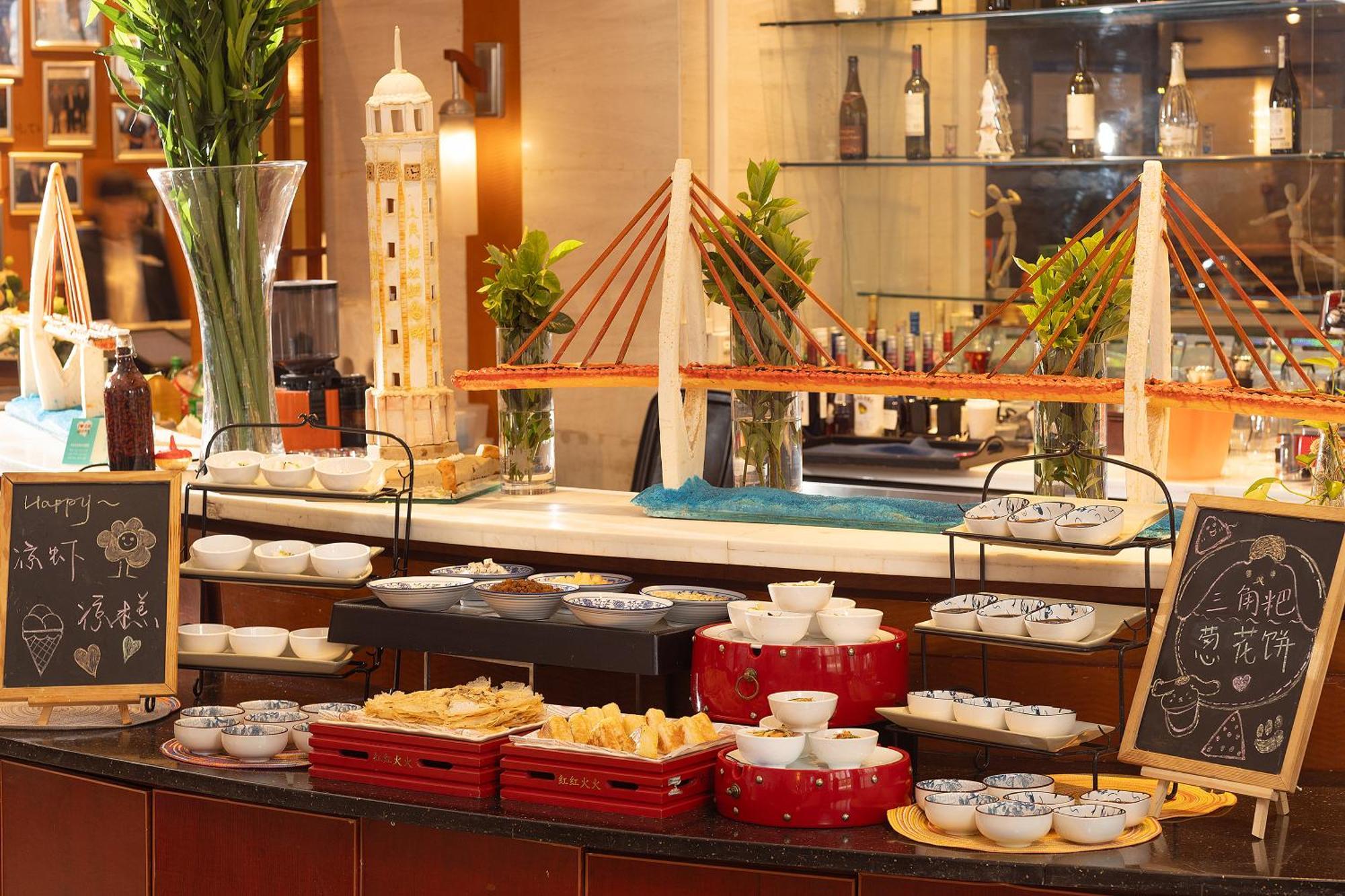 Dekin Hotel Chongqing Jiefangbei Esterno foto