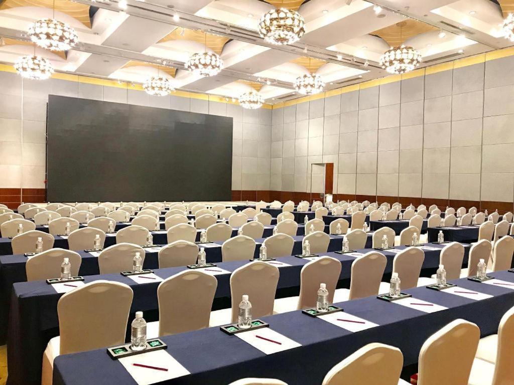 Dekin Hotel Chongqing Jiefangbei Esterno foto
