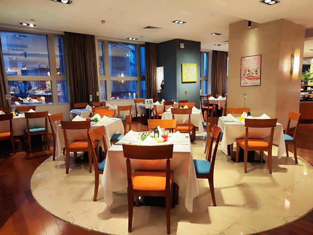 Dekin Hotel Chongqing Jiefangbei Esterno foto