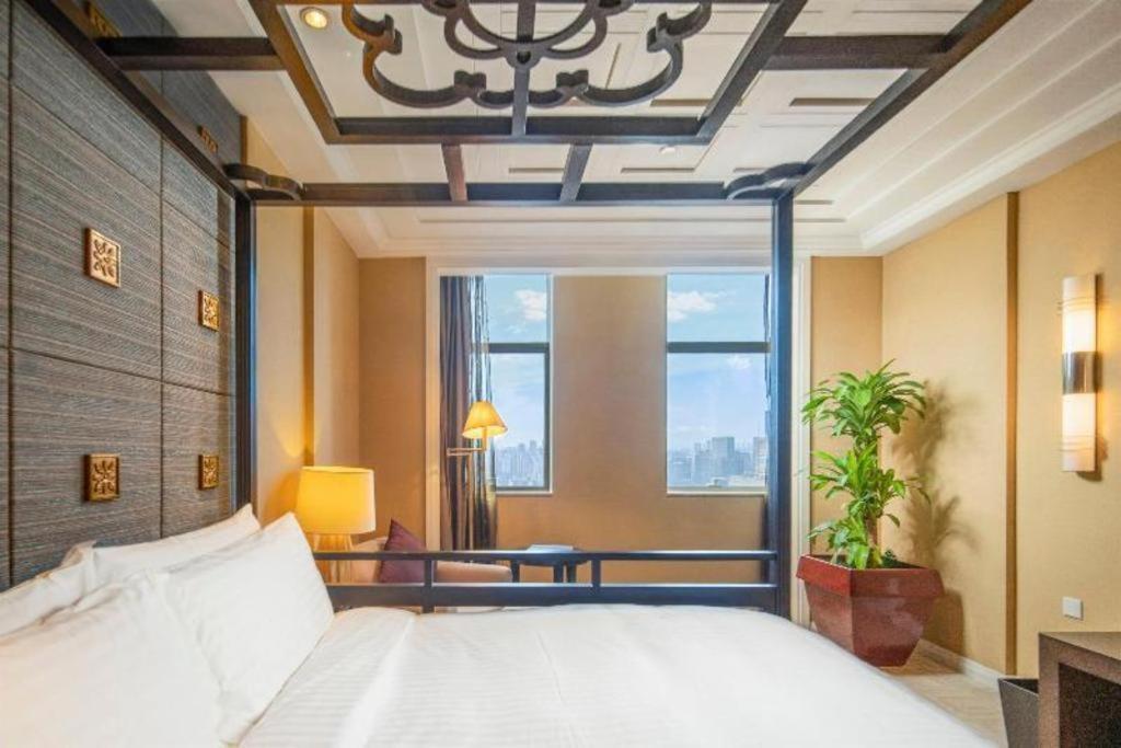 Dekin Hotel Chongqing Jiefangbei Esterno foto